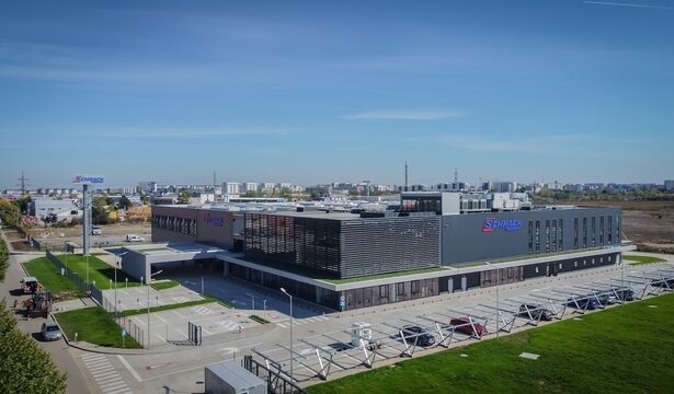 foto austriecii de la schrack technik finalizeaza o noua investitie in romania confirmare 68517de661fd5