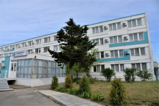 foto un nou hotel de pe litoral a fost vandut 684af3fd74605