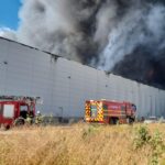 foto video alerta pe autostrada a1 arde o hala dintr un parc logistic a fost emis mesaj ro alert 686160f2bb2a4