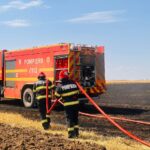 foto video incendiu la o cultura de orz langa agighiol din judetul tulcea 10 hectare afectate din cauza unei tigari aruncate la intamplare 685ab7da7752a