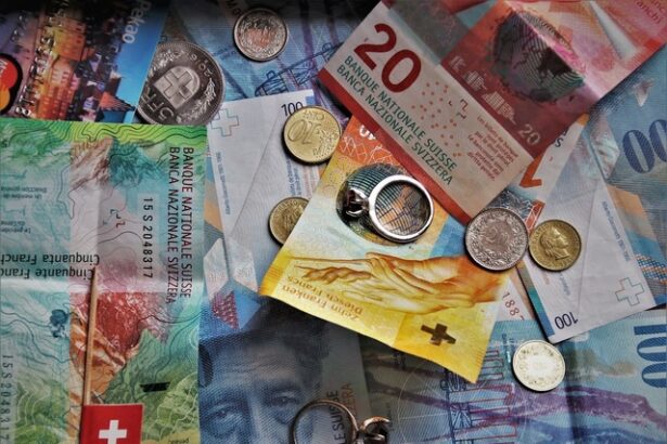 francul elvetian este considerat un refugiu sigur in perioadele incerte dar a devenit un motiv de ingrijorare pentru elvetia 6841eaa711a4f