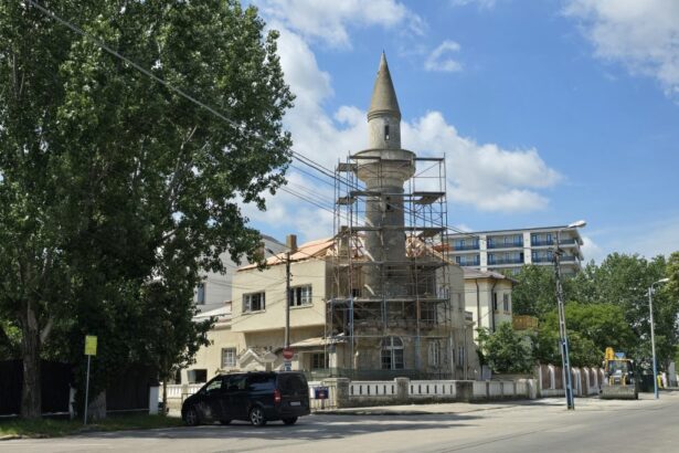 galerie foto vila stirbey din statiunea mamaia renaste a intrat in reabilitare 6853e51358ff2