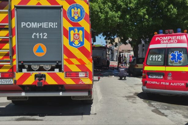 incendiu la un apartament din constanta pe strada muresului doua persoane ranite mai multe garsoniere afectate de fum 68627a700752c