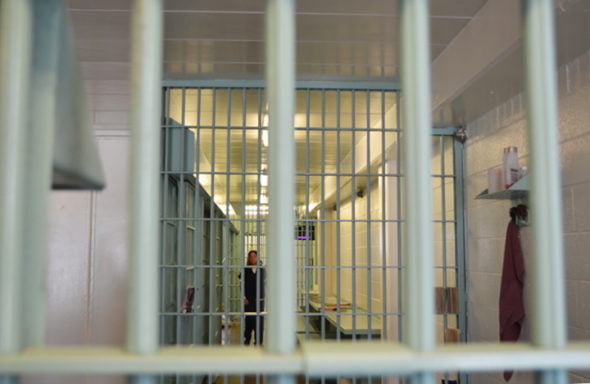 individul care si a terorizat fosta sotie si si a distrus bratara de monitorizare isi rapise in trecut copilul si ii spusese ca mama nu mai este 685b2f2742c9a