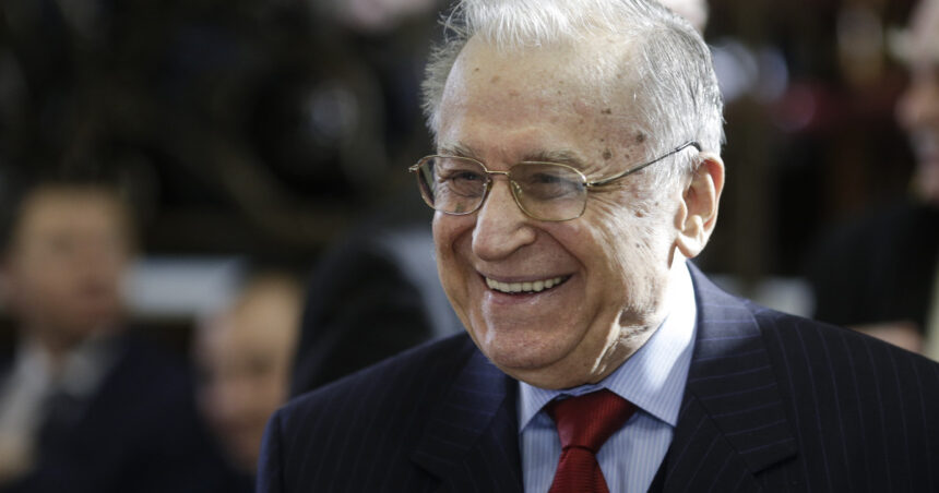 ion iliescu explica de ce l a felicitat pe nicusor dan dupa alegerile prezidentiale m as fi bucurat sa fi castigat un candidat psd 6853f37b5af0d