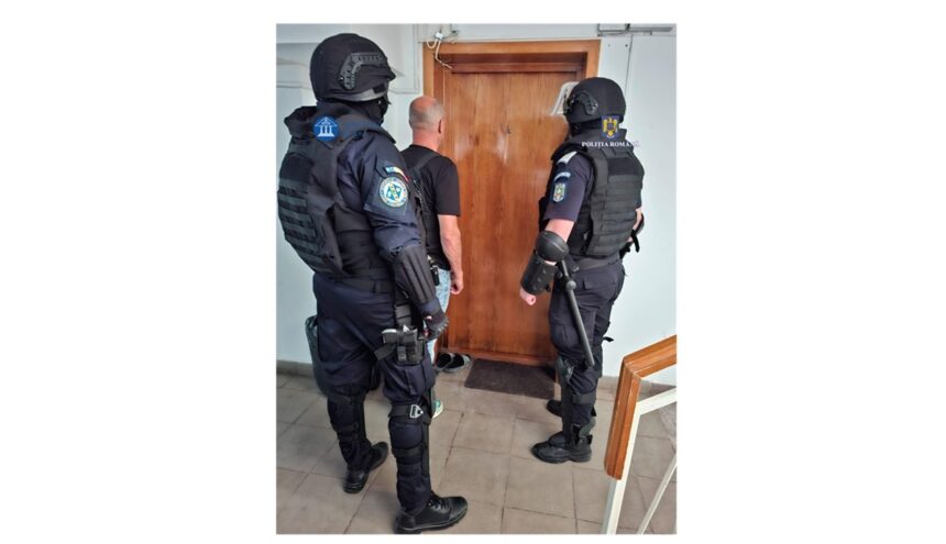 Jupiter 3, cea mai mare operațiune din istoria Poliției Române: 1600 de percheziții și un prejudiciu aproape de 200 de milioane de lei. 1 jupiter 3 cea mai mare operatiune din istoria politiei romane 1600 de perchezitii prejudiciul aproape 200 de milioane de lei 6847e3e568257