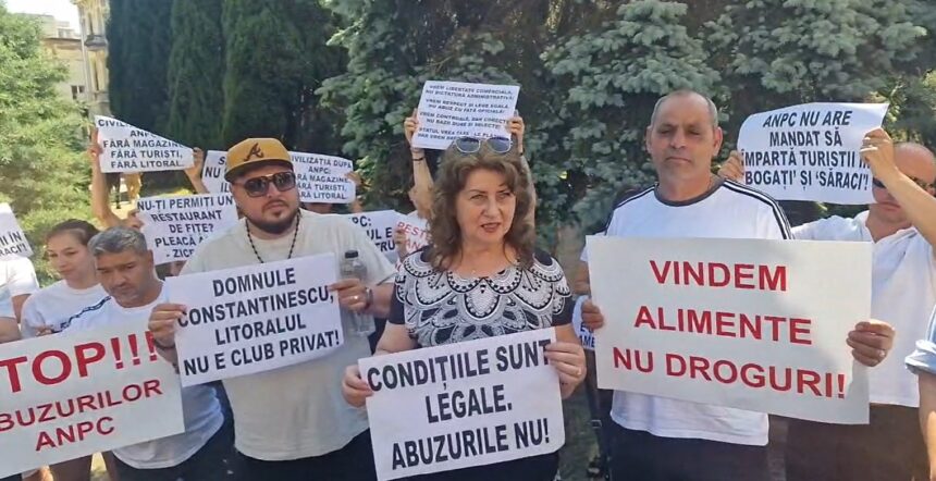 Protest al comercianților de pe litoral în fața Prefecturii Constanța privind activitatea de control a Protecției Consumatorilor pentru micile magazine alimentare. 1 live protest al comerciantilor de pe litoral in fata prefecturii constanta este vizata activitatea de control a protectiei consumatorilor legata de micile magazine alimentare 684296df232b9