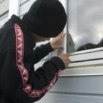 Mic, dar „cooptat“: un copil de 5 ani a participat la două spargeri de locuință în Constanța 3 mic dar cooptat un copil de 5 ani a fost dus la doua spargeri de locuinta in constanta 6840bf8309580