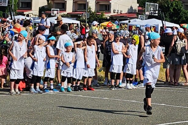 micii baschetbalisti de la axiopolis cernavoda se distreaza la festivalul de baschet de la costinesti 6861b1ed63fbb