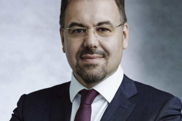 modelul de crestere economica al unui expert bnr leonardo badea mizeaza pe evitarea dezechilibrelor si a capcanei venitului mediu 684ba33c9164e
