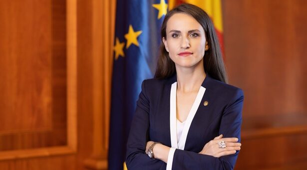 negocieri pentru guvern deputat usr pentru noi obiectivul de a l avea pe bolojan premier e mai important decat opozitia la ideea de rotativa 6851aaf2f0d40