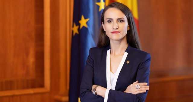 Negocieri pentru Guvern - Deputat USR: Obiectivul de a-l avea pe Bolojan premier este mai important decât opoziția la ideea de rotativă 1 negocieri pentru guvern deputat usr pentru noi obiectivul de a l avea pe bolojan premier e mai important decat opozitia la ideea de rotativa 6851aaf2f0d40