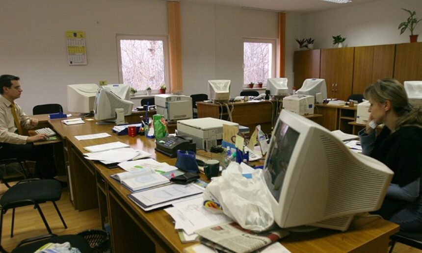 OUG aprobată care limitează sporul pentru condiții vătămătoare și concediul suplimentar 1 oug care limiteaza sporul pentru conditii vatamatoare si concediul suplimentar a fost aprobata 686306a9e26a0