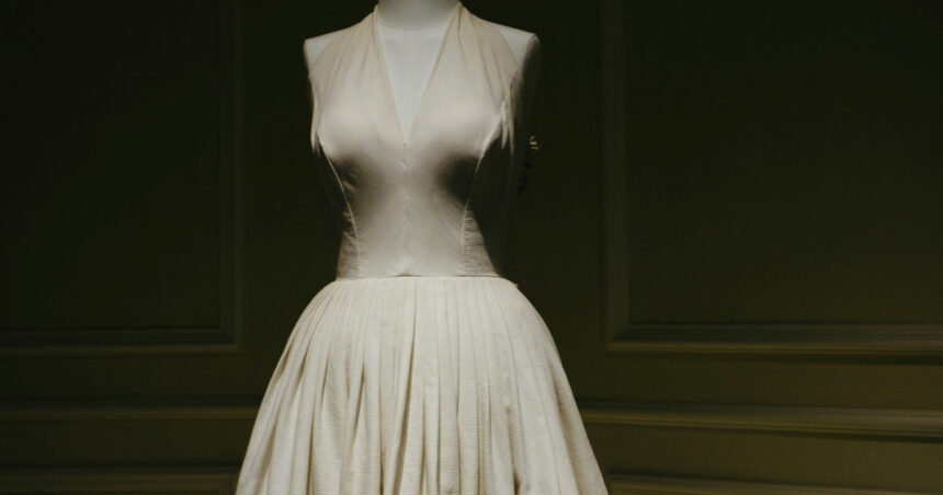 Eleganță și stil: cum să strălucești la evenimente cu rochii de ocazie și salopete rafinate 1 p eleganta si stil cum sa stralucesti la evenimente cu rochii de ocazie si salopete elegante 684d365e47f5e