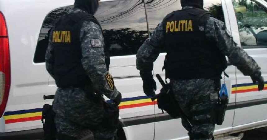 perchezitii la inspectoratul de control rutier din timisoara un inspector a fost prins cu mita in buzunar 684929411f706