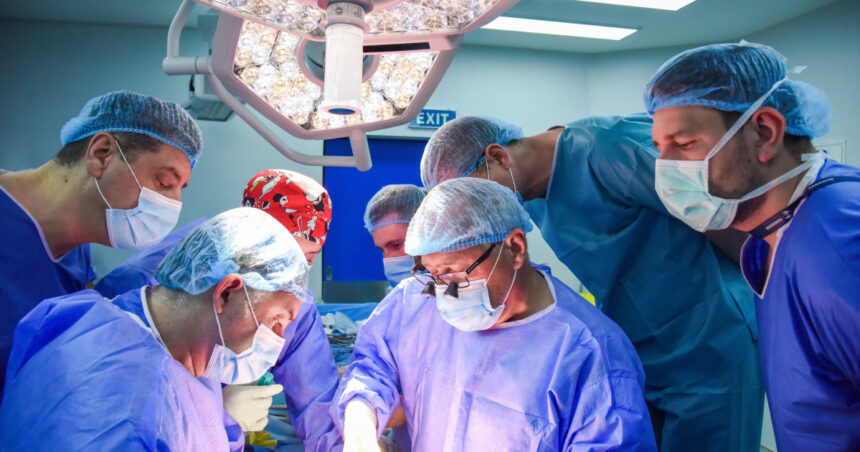 Performanțe remarcabile în transplantul hepatic de la donator viu la Spitalul Clinic SANADOR 1 performante deosebite in transplantul hepatic de la donator viu la spitalul clinic sanador 6848058437cff