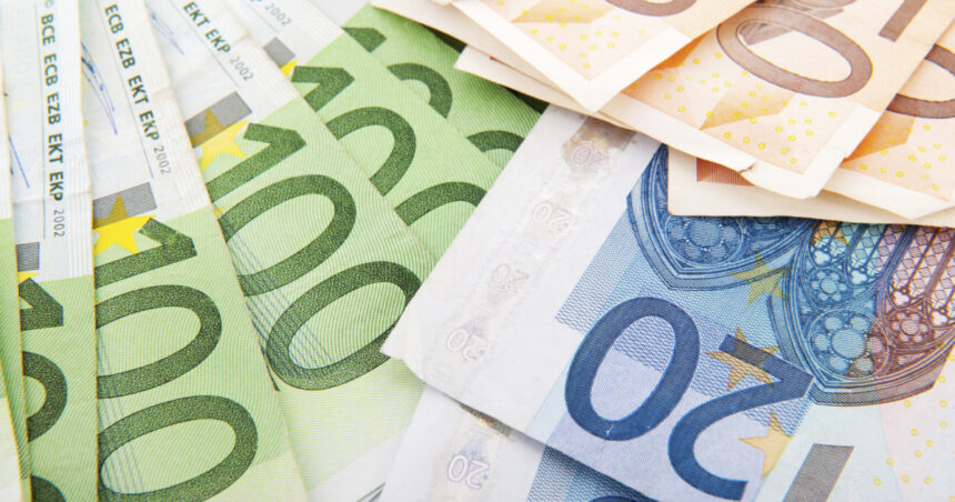 Politicienii doresc introducerea de taxe noi, în contextul în care România se confruntă cu „o hemoragie extraordinară”: Frauda cu TVA 1 politicienii vor sa introduca taxe noi in timp ce romania se confrunta cu o hemoragie extraordinara frauda cu tva 6846cc8f249fa