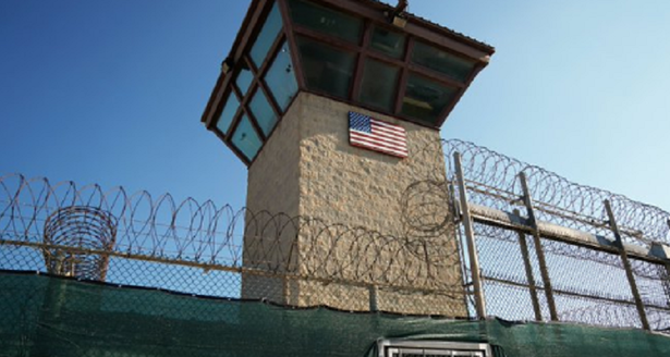 politico administratia trump vrea sa trimita 100 de imigranti romani la guantanamo bay 68490b4b8300b