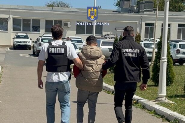 politistii de la economic fac perchezitii in cogealac si in constanta cetateni inselati cu mobilier la comanda mesterul a uitat sa mai vina la lucrari 6842a88127a11