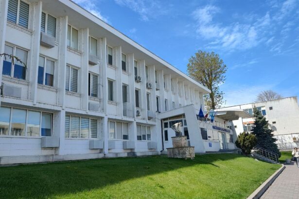 regulamentul activitatilor comerciale din mangalia suspendat de judecatori vezi aici minuta hotararii 685d11009cae0