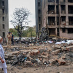 salvatorii cauta supravietuitori si resturi ale avionului air india in ahmedabad modi scena dezastrului este sfasietoare 684bebe3937b2