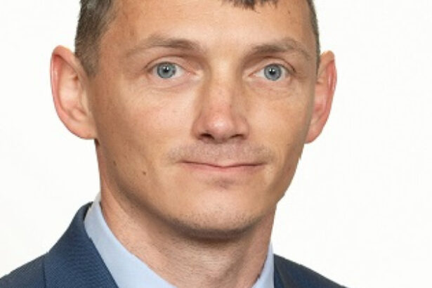senatorul pot care si a falsificat cv ul si are doua dosare penale paul ciprian pintea a trecut la psd 684093fb5cedb