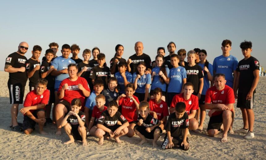 sportivii de la axiopolis cernavoda prezenti la stagiul de kempo de la venus 685d1bef3aaab