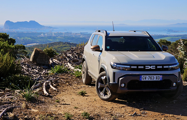 strategie reusita pentru dacia prima publicatie europeana care compara duster cu un jeep un vag sentiment de rudenie un sentiment de entuziasm 685f86644168b