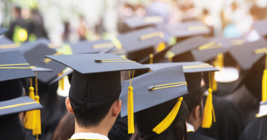 studentii ies azi in strada pentru ca guvernul vrea sa le scada bursele 685cde2e0a97a