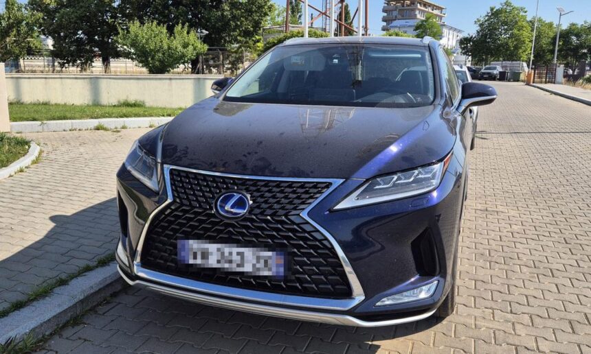 Superbolid de lux căutat la nivel internațional, descoperit la Mangalia de polițiștii de frontieră 1 superbolid de lux dat in urmarire internationala gasit la mangalia de politistii de frontiera 685d1b95c200d