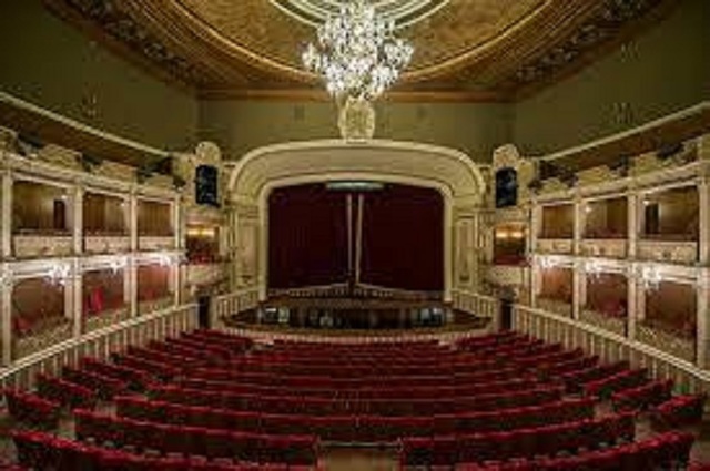 Elevii care au obținut media 10 la Bacalaureat beneficiază de acces gratuit la Opera Națională București în stagiunea următoare. 1 toti elevii care au luat bac ul cu media 10 au acces gratuit la opera nationala bucuresti in stagiunea urmatoare 685594ed233a4