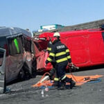 trafic blocat pe autostrada a1 dupa un accident in lant cu trei vehicule doua persoane au fost ranite 685690800f3cb