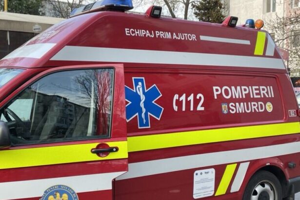 un baietel de trei ani transportat in stare grava la spital dupa ce a cazut de la etajul cinci al unui bloc 6862c8458a725