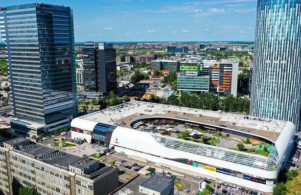 un consortiu de banci imprumuta cel mai mare investitor imobiliar din romania 68625e137ecc3
