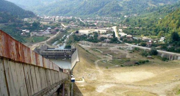 un ong sustine ca a obtinut in instanta demolarea unui baraj hidroelectrica ministrul energiei stire falsa nu demolam nici un baraj 684a6afe86962