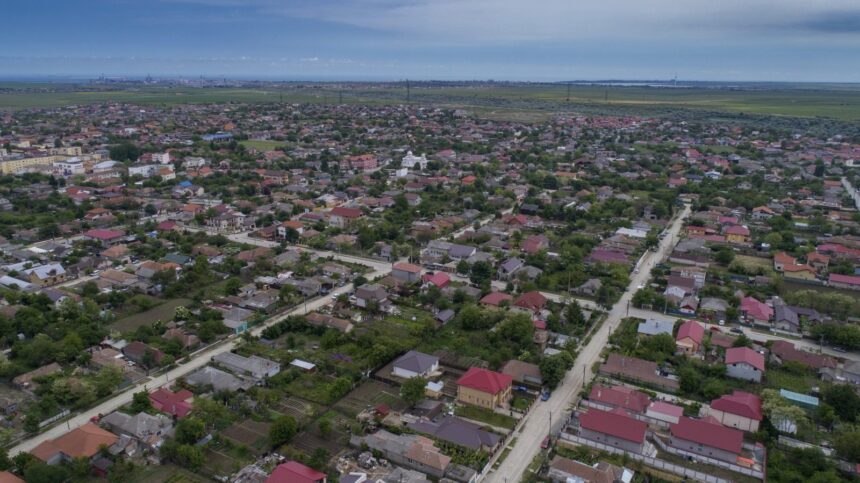 Terenul și locuința din Cumpăna ale unei familii, scoase la licitație cu o reducere de 25% 1 un teren si locuinta din cumpana detinute de o familie scoase la licitatie la pret redus cu 25 684e3fa30d2a6