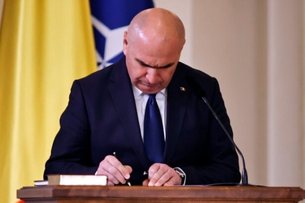 va taia guvernul sporurile pentru bugetari incepand cu 1 iulie 685da7d576f7d