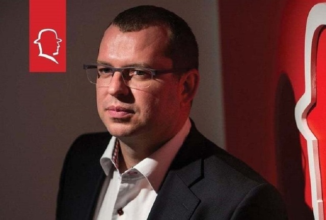 Victor Șraer, Otto Broker: Estimarea numărului de brokeri autorizați în România sub 100 în următorii 10 ani și previziunea unei creșteri cu 10-20% a numărului de profesioniști în industria de brokeraj. 1 victor sraer otto broker cred ca peste 10 ani vom mai avea sub 100 de brokeri autorizati in romania pe de alta parte ma astept sa vad cel putin 10 20 mai multi oameni in industria de brokeraj 684b485ca9820