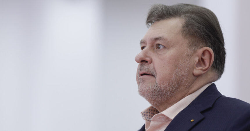 Alexandru Rafila și-a tipărit bilanțul de 1.300 de zile în fruntea Ministerului Sănătății. Ce lipsește din prezentarea oficială 1 video alexandru rafila si a tiparit bilantul de 1 300 de zile in fruntea ministerului sanatatii ce lipseste din prezentarea oficiala 68516a2398aab