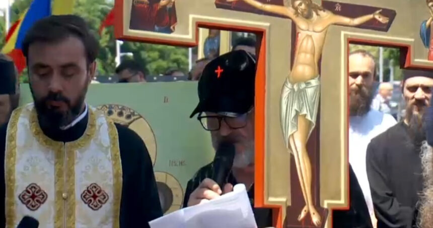 Becali recunoaște că a încălcat interdicția Patriarhului Daniel: A cântat inima. Gestul făcut după marșul Pride. 1 video becali recunoaste ca a incalcat interdictia patriarhului daniel a cantat inima gestul facut dupa marsul pride 6845afcac20c9