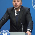Daniel David: Examenele de admitere pentru clasele a V-a în unele şcoli sunt soluţii temporare, până se implementează reforme 2 video daniel david examenele de admitere pentru clasele a v a in unele scoli sunt solutii de moment pana se fac reforme 683dae2ca3a94