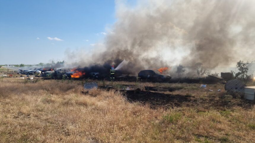 video incendiu de proportii pe strada varful cu dor din constanta opt autoturisme in flacari 6859629f8a59f