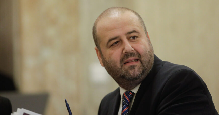 video mihai busuioc a fugit de intrebari privind cv ul sau dupa audierea din senat pentru postul de judecator ccr lucrurile sunt clare 685a84ff87161