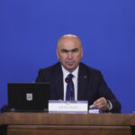 video primele masuri de austeritate plafonarea sporurilor pentru unii bugetari va fi pe masa guvernului in sedinta de maine 685da68e52e34