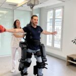video renault investeste in exoschelete robotizate pe care le va introduce in productie 684296e81c57b