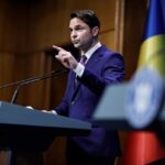 Sebastian Burduja: La Mintia se ridică cel mai mare proiect energetic din ultimii 35 de ani din România. Astăzi, proiectul este deja la 75%, iar la jumătatea anului viitor întreaga centrală va fi gata. 2 video sebastian burduja la mintia se ridica cel mai mare proiect energetic din ultimii 35 de ani din romania astazi proiectul este deja la 75 iar la jumatatea anului viitor intreaga centrala va fi 684abf3ebe9cc