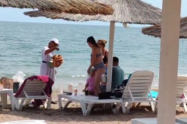 video sezonul abia a inceput dar comertul ambulant e deja in floare pe plajele din constanta 684ff01e1801b