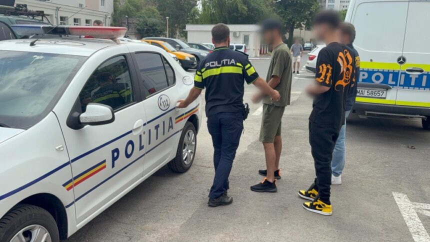 Un minor a fost tâlhărit în zona Casei de Cultură din Constanța: Polițiștii i-au reținut pe autori 1 video un minor a fost talharit in zona casei de cultura din constanta politistii i au retinut pe autori 6855409621d03
