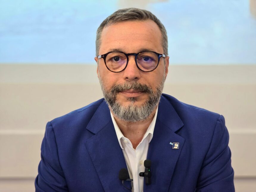 Viceprimarul Ionuț Rusu răspunde public la acuzațiile primarului Vergil Chițac. 1 video viceprimarul ionut rusu raspunde public la acuzatiile lansate de primarul vergil chitac 684fec6450fdf