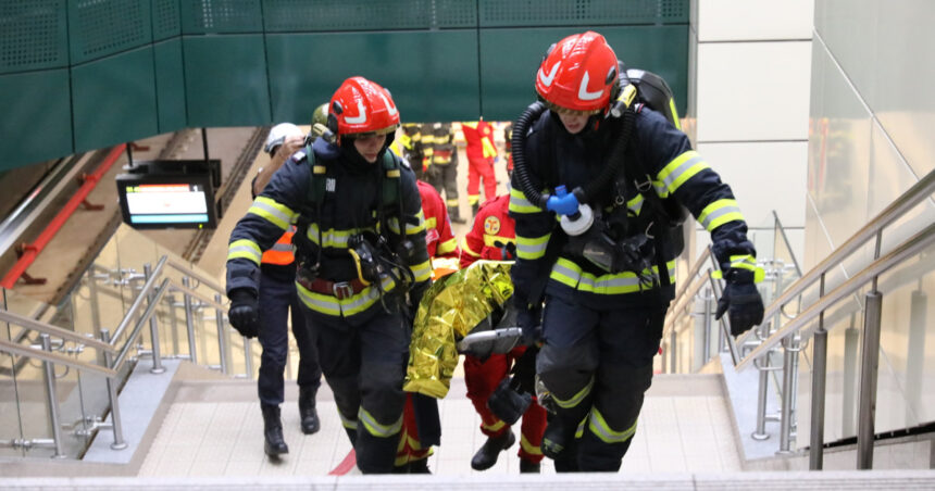 videofoto explozie simulata la metrou zeci de victime evacuate ziua a doua a exercitiului seism 2025 6857cce68914c